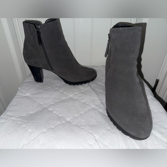 Blondo Shoes - Waterproof Blondo Gray Heeled Boots with Sleek Design from Naturalizer